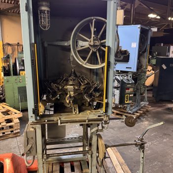 Ref: 15-178 – Wardwell 16 Carrier High Pitch Flat Wire Vertical Braiders