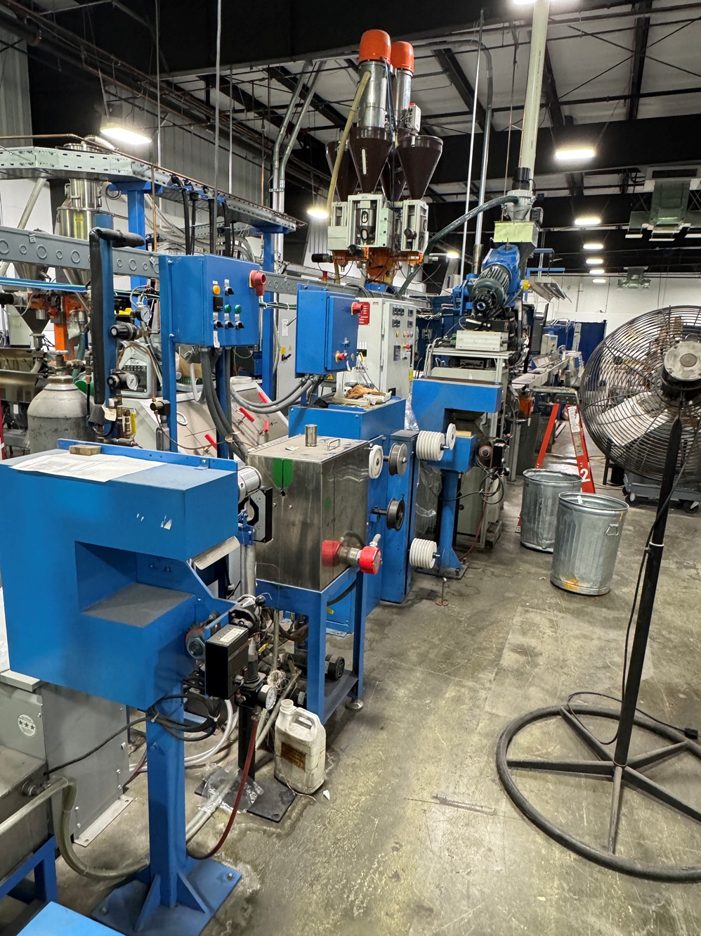 Ref: 27-328 – Davis Standard Tandem 1.25"/1" Foam Skin Extrusion Line